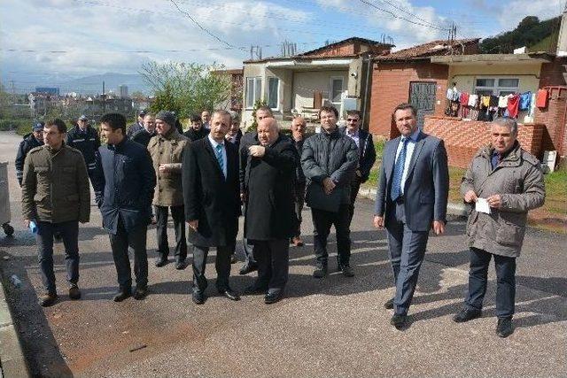 İzmit Belediyesi Ekipleri Fatih Mahallesini Gezdi 1