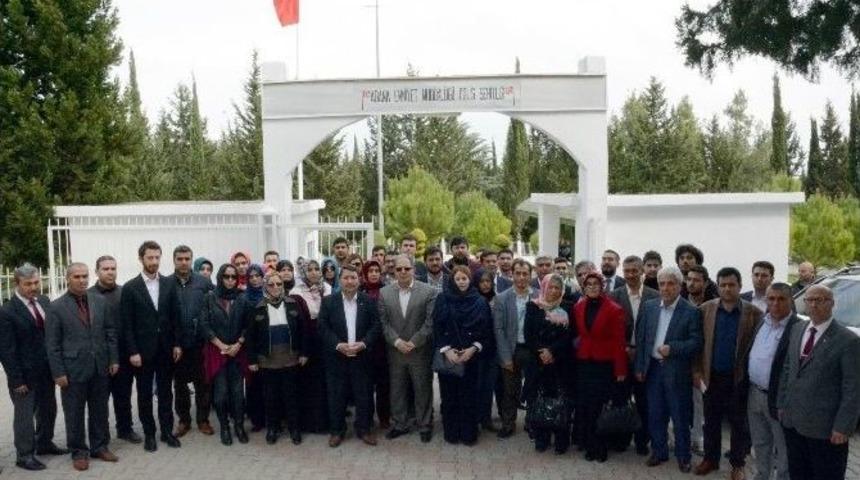 Ak Parti Teşkilatları Şehit Polisleri Unutmadı