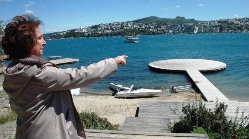 Fikret Orman&rsquo;ın Otelinin &Ouml;n&uuml;nde Eylem Yaptılar