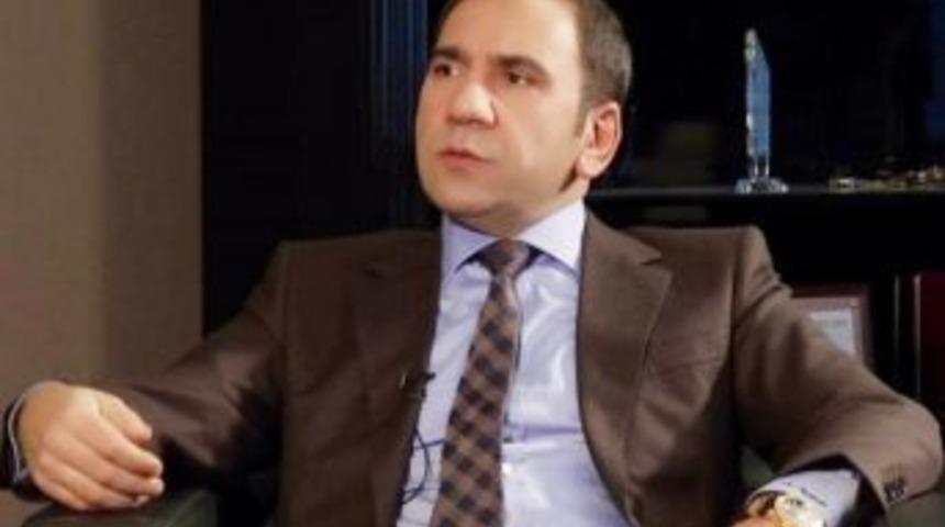 Otyakmaz&rsquo;dan Sergen Yal&ccedil;ın&rsquo;a &Ouml;vg&uuml;