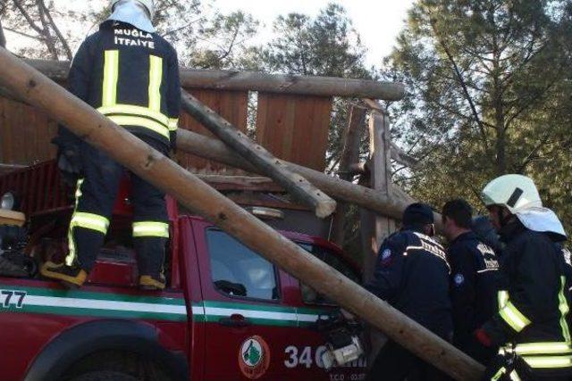 Hortum 30 Saniyede Yıktı Ge&ccedil;ti 2