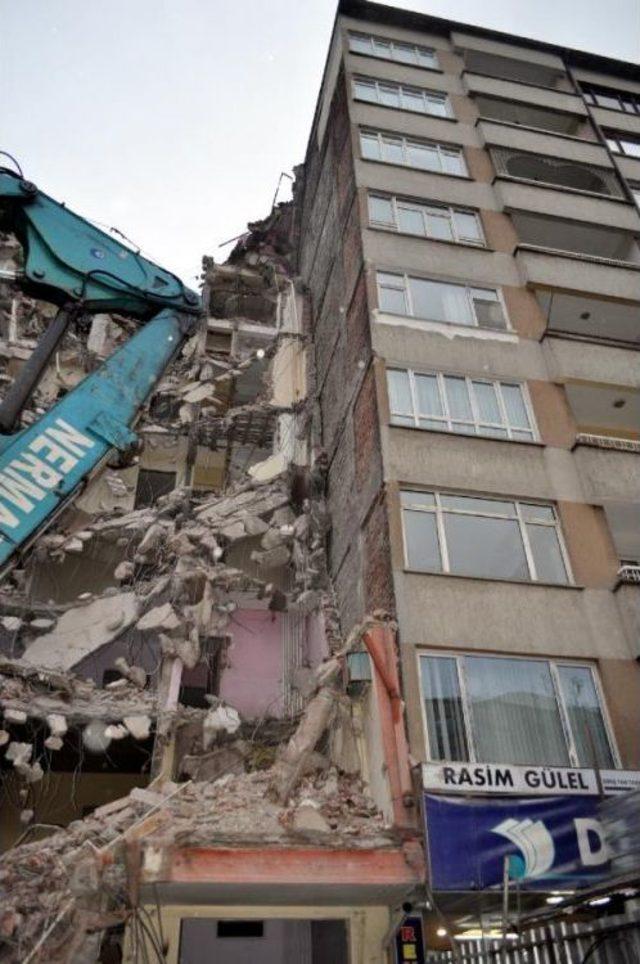 Kayseri&rsquo;De Korkutan Yıkım 3