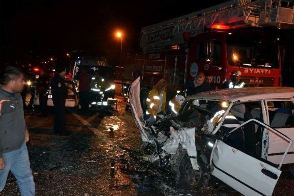 Kayseri&rsquo;de Feci Kaza: 1 &Ouml;l&uuml; 5 Yaralı