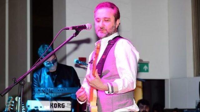 Hukukçular Baloda nev İle Coştu