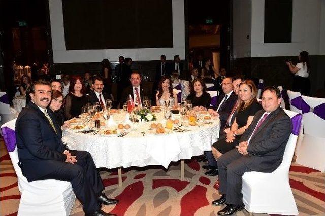 Hukukçular Baloda "nev" İle Coştu 1