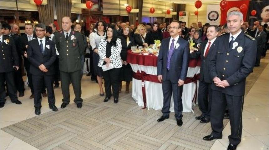 Uşak İl Emniyet M&uuml;d&uuml;rl&uuml;ğ&uuml; Tarafından Resepsiyon D&uuml;zenlendi