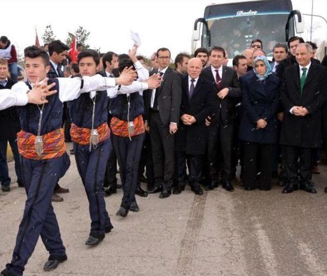 Efkan Ala'lı Ak Partili Adaylar Erzurum'da Coşkuyla Karşılandı