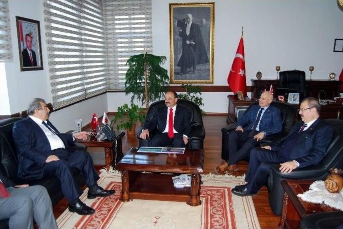 Kastamonu &Uuml;niversitesi&rsquo;nde Konferans