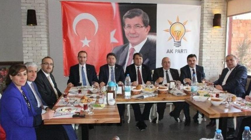Ak Parti Bartın Milletvekili Adayları Ve Aday Adayları Bir Araya Geldi