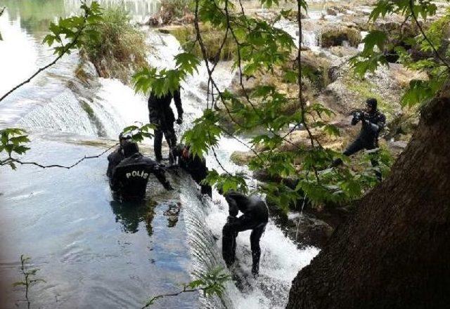 Kayıp Olarak Aranan Kadının Cesedi Bulundu 1