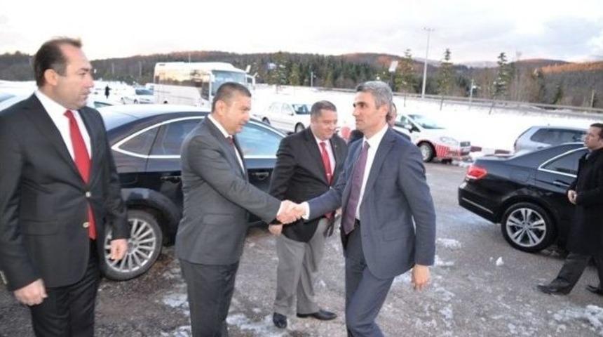 Bolu&rsquo;da Vali&rsquo;den Polislere 170&rsquo;inci Yıl Yemeği