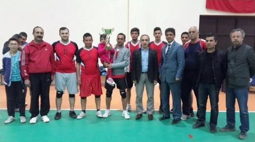 Ulukışla Milli Eğitim Voleybol Şampiyonu