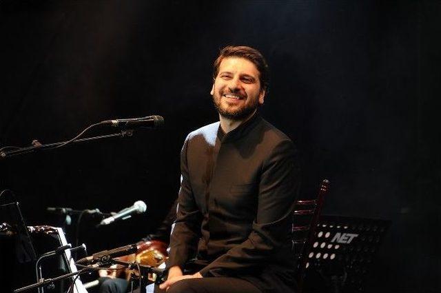 Sami Yusuf İle Kutlu Doğum Coşkusu Yaşandı