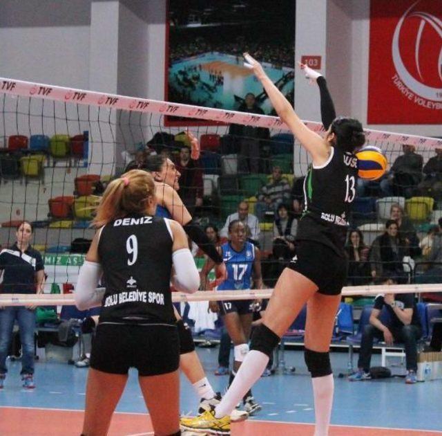 Bayanlar 2. Lig Voleybolda Finalistler Belirlendi