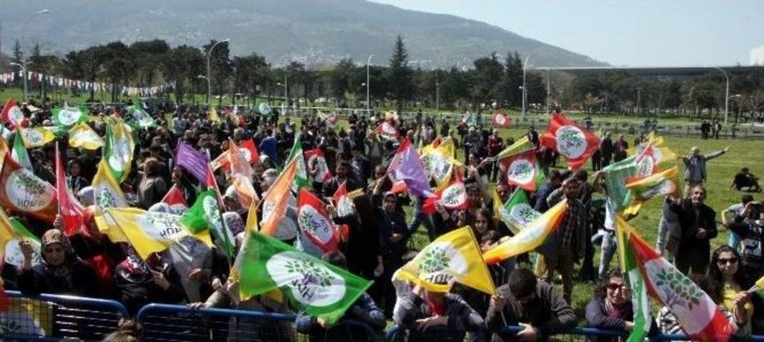 Hdp Bursa Birinci Sıra Milletvekili Adayı Asiye Kol&ccedil;ak: