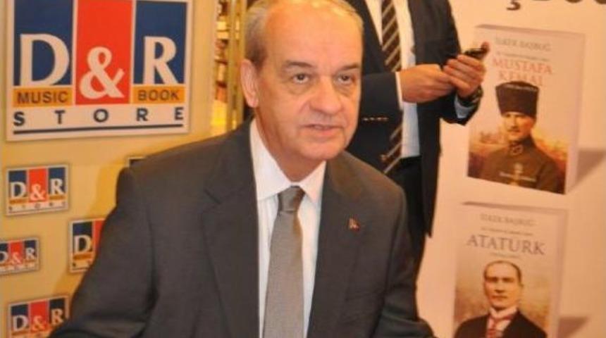 İlker Başbuğ: Silahların G&ouml;lgesinde G&ouml;r&uuml;şme Olmaz