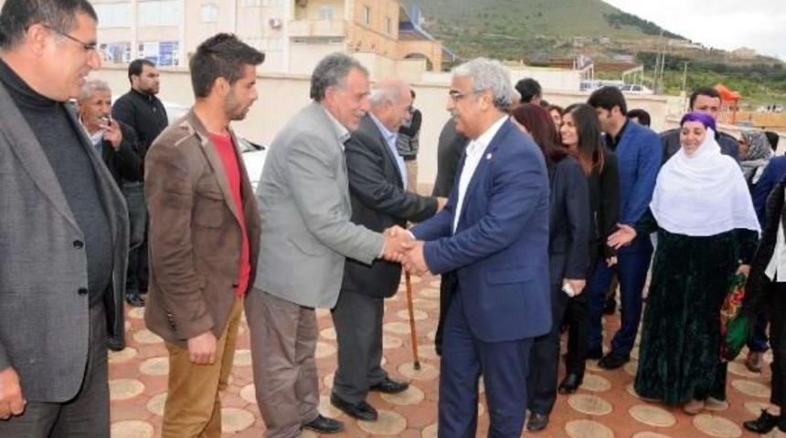 Hdp, Mardin Milletvekili Adaylarını Tanıttı
