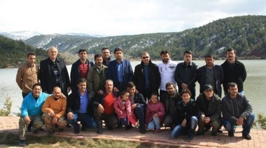Derbent&rsquo;te &Ccedil;ocuklara Olta Takımı Dağıtıldı
