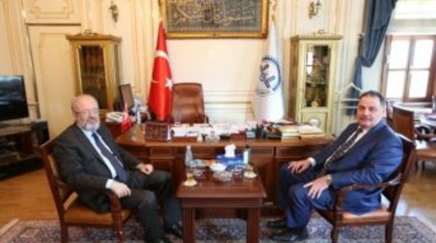 Emen, İstanbul M&uuml;ft&uuml;s&uuml;n&uuml; Ziyaret Etti