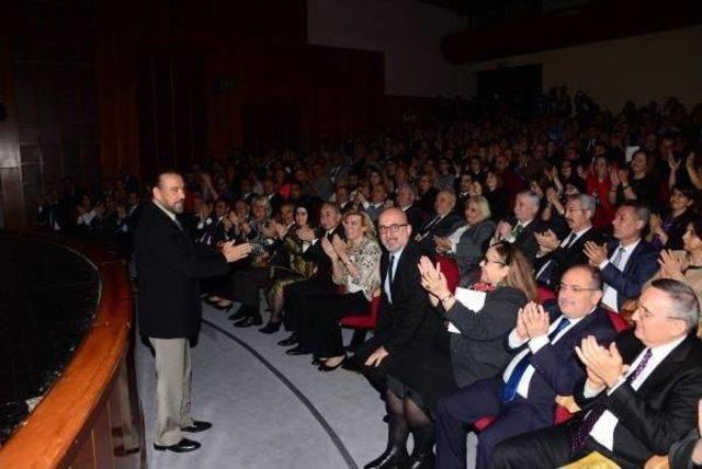 Adana da Tiyatro Dolu Günler Sürüyor 3
