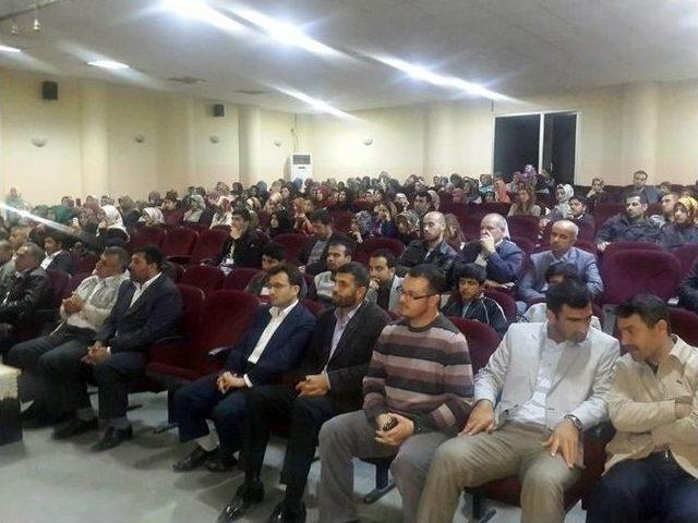 Midyat’ta, ‘aile Yuvamızı Cennete Dönüştürme’ Konferansı Düzenlendi