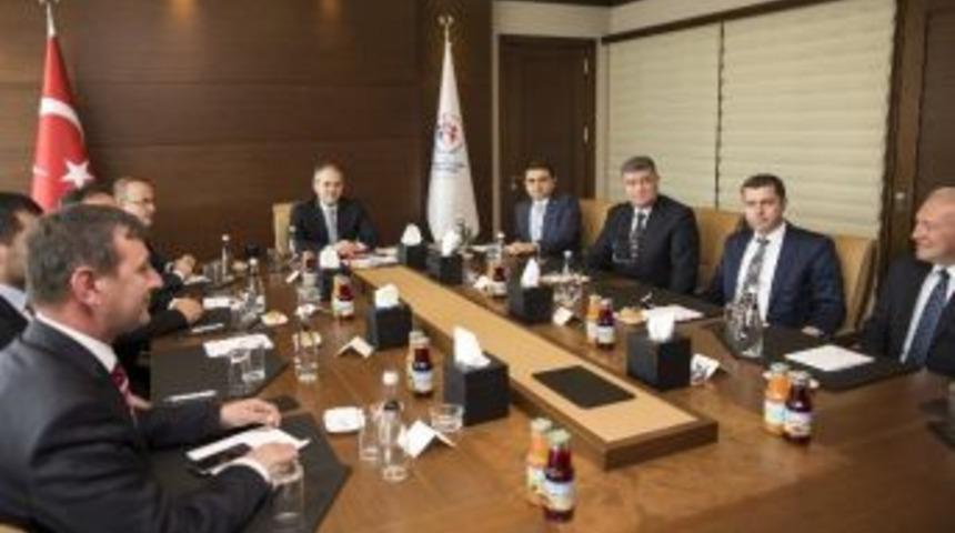 Bakan Kılı&ccedil;, &Ccedil;anakkale Heyetini Kabul Etti