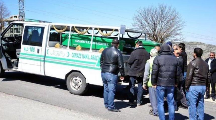 Kalp Krizi Ge&ccedil;iren Temizlik Iş&ccedil;isi &Ouml;ld&uuml;