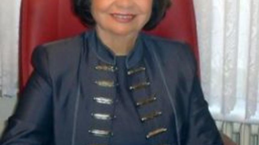 Prof.dr. Avcı: &ldquo;fanatik Partizanlık &Uuml;lkeye Zarar Veriyor&rdquo;