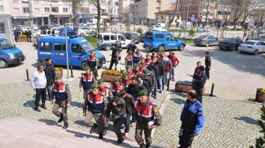 İneg&ouml;l&rsquo;De Cinayetle Sonu&ccedil;lanan Asker Eğlencesinde &Ccedil;ıkan Kavgayla Ilgili 16 Kişi G&ouml;zaltına Alındı