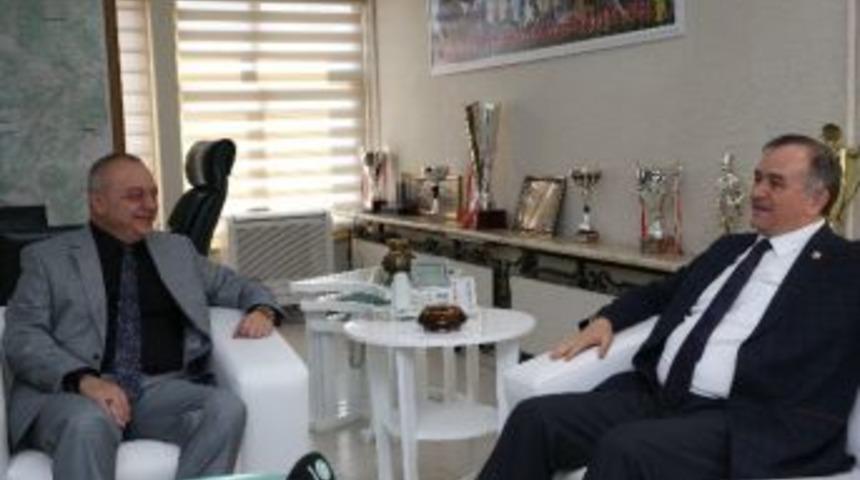 Ak&ccedil;ay&rsquo;dan Başkan Erg&uuml;n&rsquo;e Ziyaret