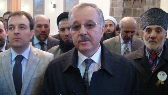 Kars Valisi G&uuml;nay: Rabbim Papa ya Hidayet Nasip Etsin 1