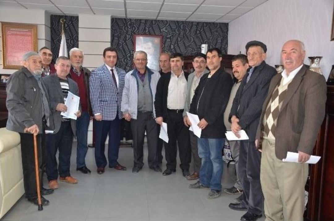 Boz&uuml;y&uuml;k&rsquo;te 80 Vatandaş Tapusuna Kavuştu