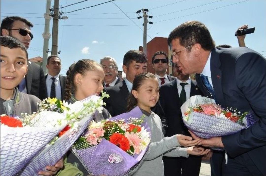 Bakan Zeybekci: &ldquo;birileri Bu &Uuml;lkenin Yeniden Namerde Muhta&ccedil; Olmasını İstiyor&rdquo;