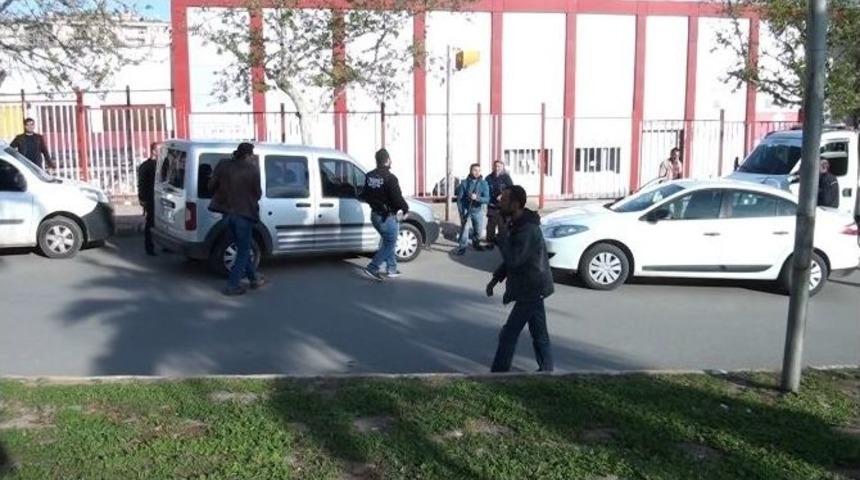 Kız Kardeşine Kızınca Av T&uuml;feğine Sarılan Gen&ccedil; G&ouml;zaltına Alındı