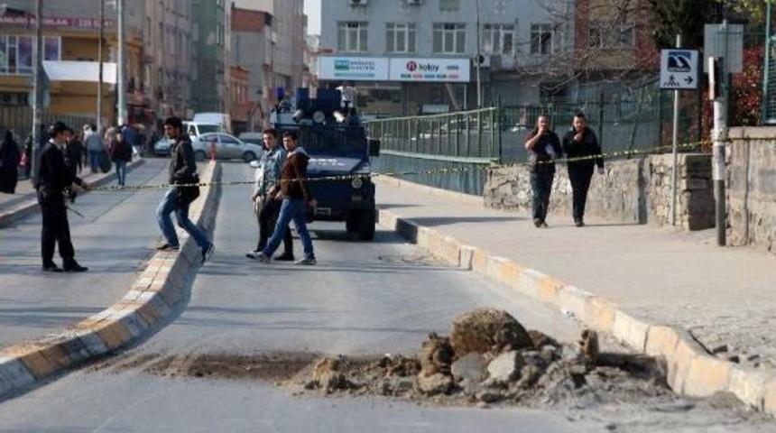 Kağıthane &Ouml;rnektepe K&ouml;pr&uuml;s&uuml; &Uuml;zerinde Patlama