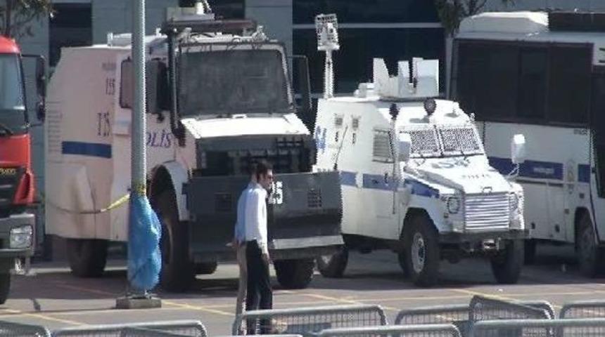 "g&uuml;lsuyu Olayları Davası"nda Gergin Duruşma...