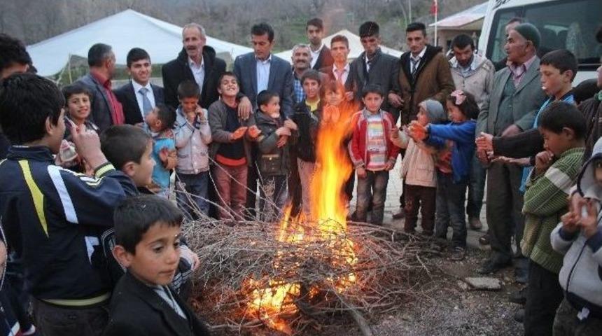 (&ouml;zel Haber) Nisan Ayında Yağan Kar D&uuml;ğ&uuml;nleri Vurdu