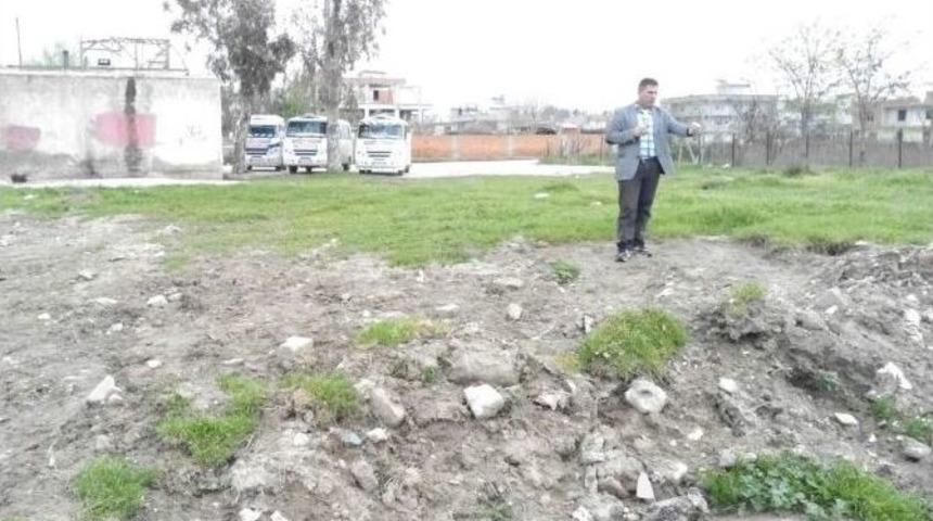 Yenik&ouml;y Durağı &Ccedil;alışanları Ağır Kokudan Şikayet&ccedil;i