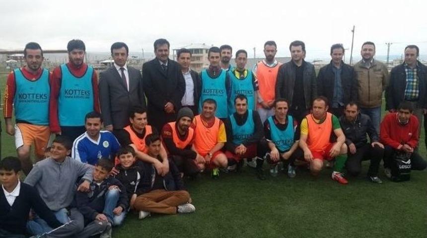 İpekyolu&rsquo;nda Engelliler Arası Futbol Turnuvası