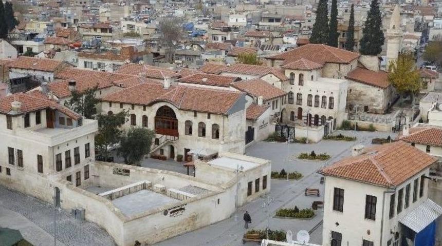 Şahinbey&rsquo;de Tarih Yeniden Canlanıyor