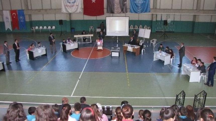 Amasra&rsquo;da Okullar Arası Dini Bilgi Yarışması Tamamladı