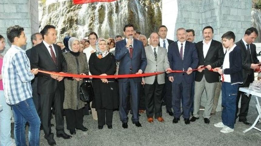 100 Yıllık &Ccedil;anakkale Destanı Ke&ccedil;i&ouml;ren&rsquo;de Canlanıyor