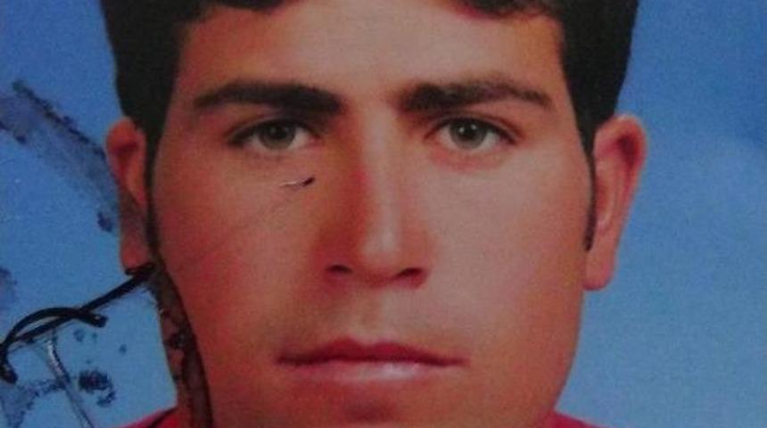 Kuzenler Pompalı T&uuml;fekle &Ouml;ld&uuml;r&uuml;ld&uuml; (2)