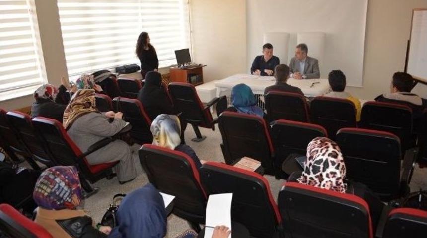 Uygulamalı Girişimcilik Eğitimi Başladı