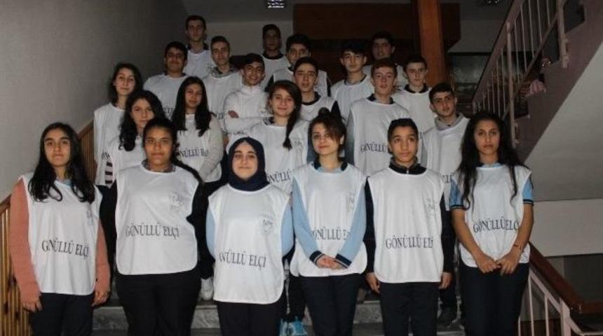 K&uuml;&ccedil;&uuml;k&ccedil;ekmeceli Lise &Ouml;ğrencilerinden &Ouml;rnek Olacak Proje