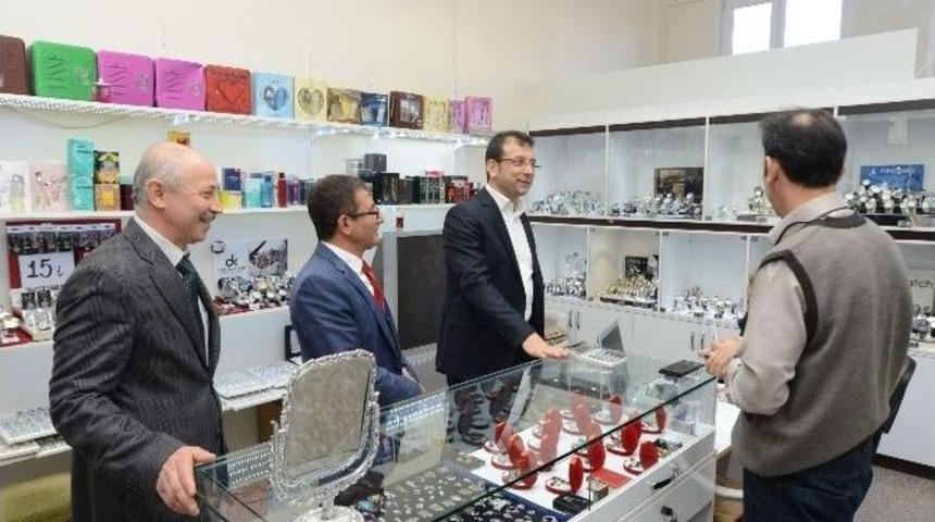 Başkan İmamoğlu, İhlas Marmara Evleri 1&rsquo;inci Kısmı Ziyaret Etti