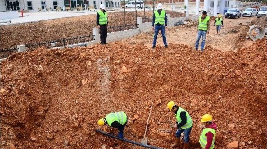 Yeni Hastanenin İ&ccedil;me Suyu Hattı Tamamlandı