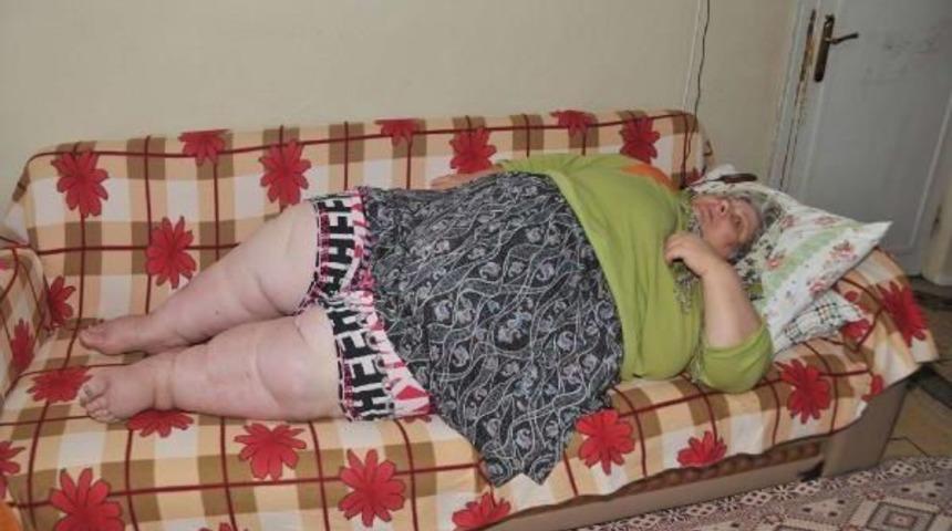 300 Kiloya Ulaştı, 'yaşamak Istiyorum' Diyerek Yardım Istedi