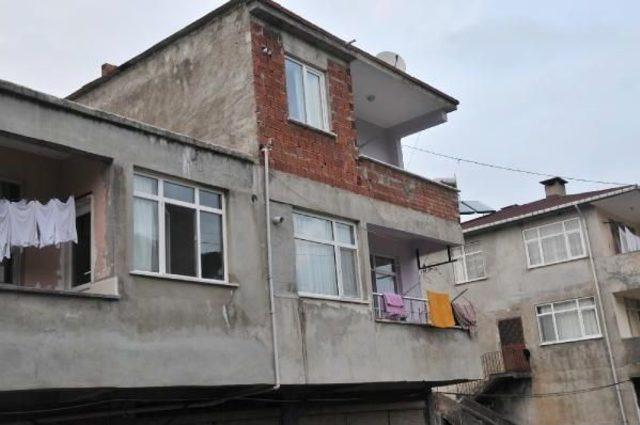 300 Kiloya Ulaştı, 'yaşamak Istiyorum' Diyerek Yardım Istedi