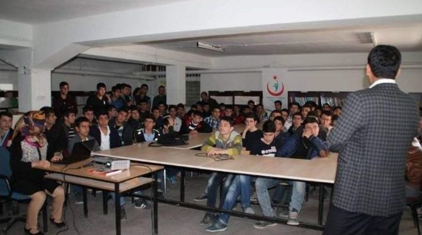&Ouml;ğrencilere Bağımlılıktan Korunma Eğitimi